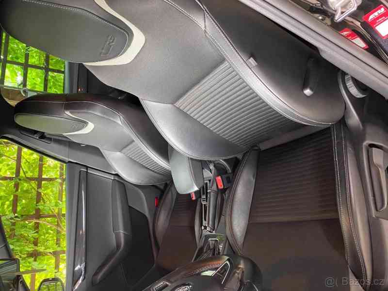 Škoda Octavia III RS 2.0 TDI DSG	 - foto 5