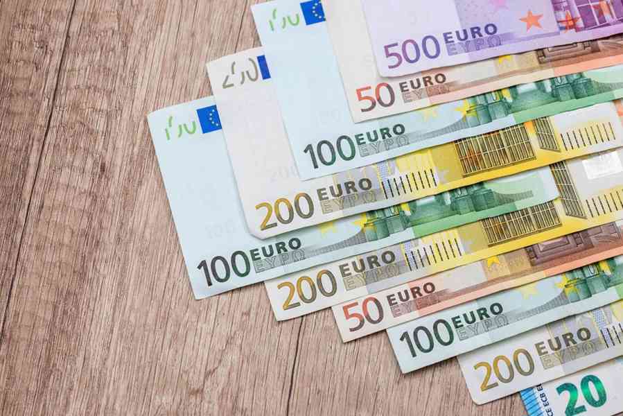 investice 650.000.000€  - foto 2