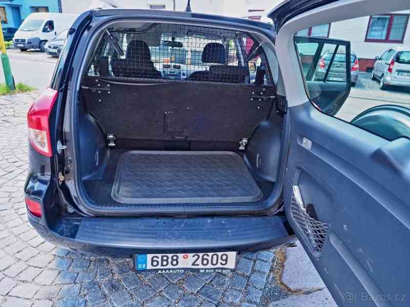 Toyota RAV4 2,0 - foto 15