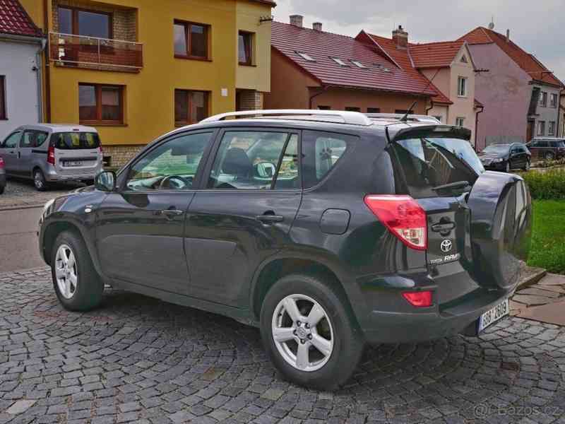 Toyota RAV4 2,0 - foto 5