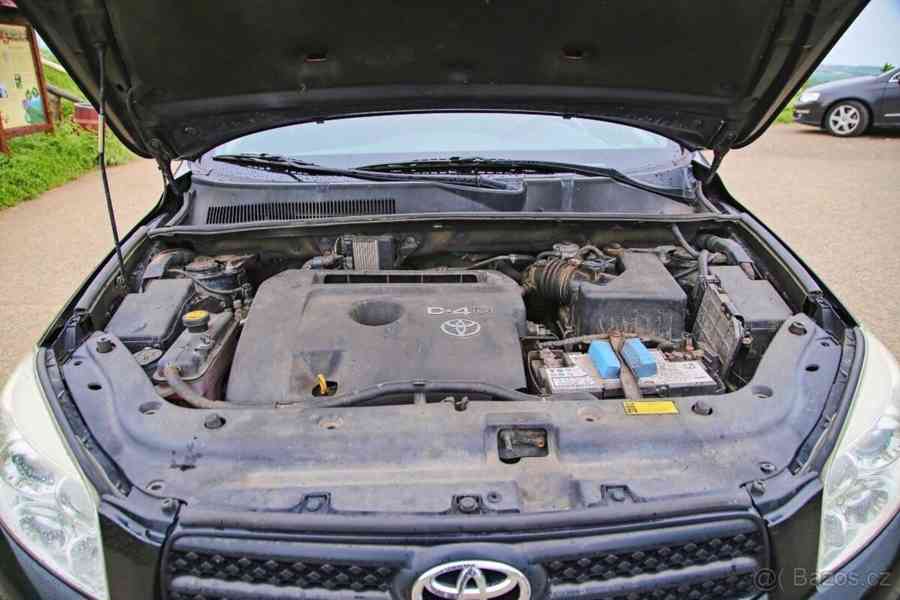 Toyota RAV4 2,0 - foto 9