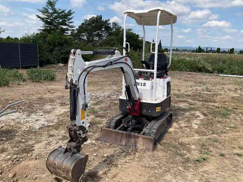 Aukce: Minibagr Kubota – Stavební Stroj Rhinoceros XN12 🗓️ - foto 3