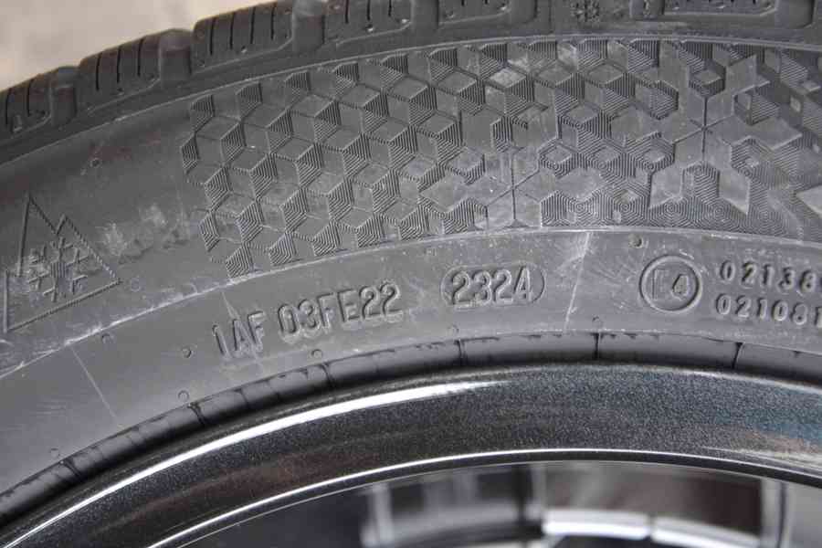 Nová zimní Alu sada Š.Enyaq, Elroq - 235/55+ 255/50 R19 - foto 17