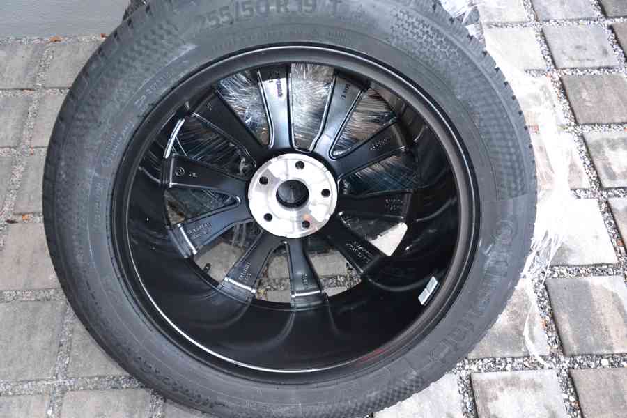 Nová zimní Alu sada Š.Enyaq, Elroq - 235/55+ 255/50 R19 - foto 9