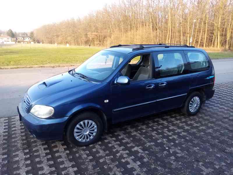 Kia Carnival 2,9 CRDI - foto 7