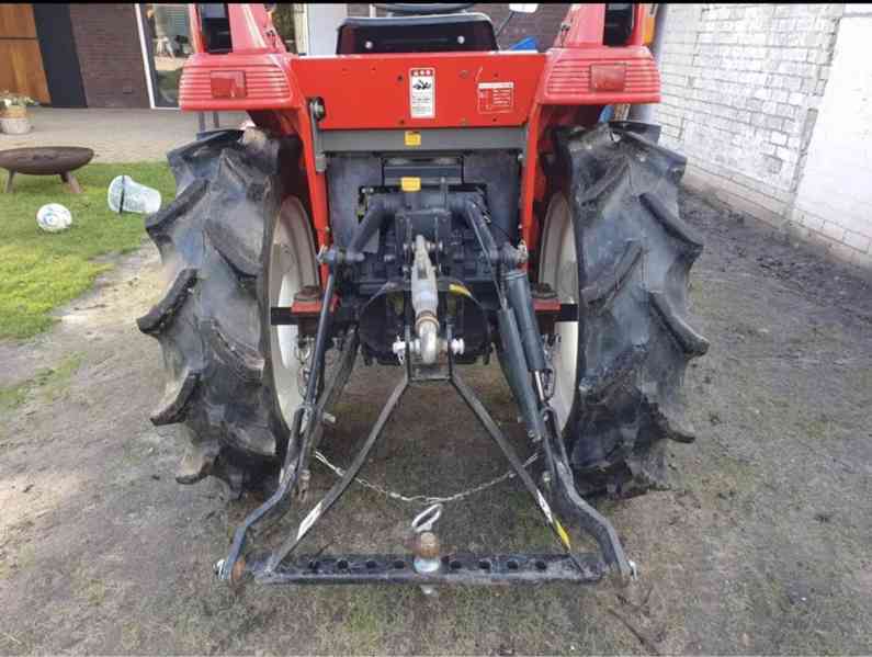 Traktor Yanmar AF 180 4x4 - foto 4