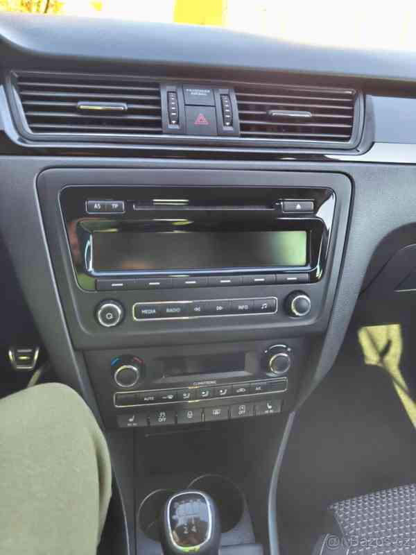 Škoda Rapid 1,6   TDi 66 kw - foto 20