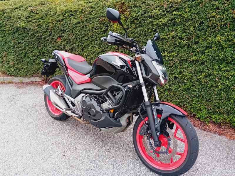 Honda NC 750 S - foto 2