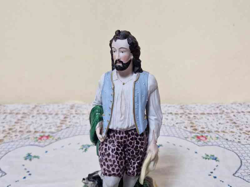 Krásná porcelánová soška Biedermeier Klášterec 1858 - foto 2