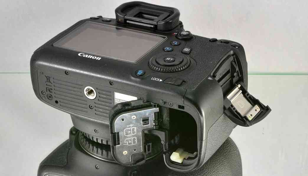 Canon EOS 6D full-frame *GPS/WIFI* 46000 Exp. - foto 6