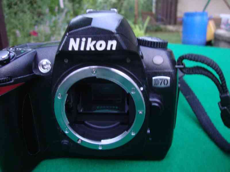 Tělo fotoaparát fotoaparátu foto Nikon D70 nezkoušeno - foto 2