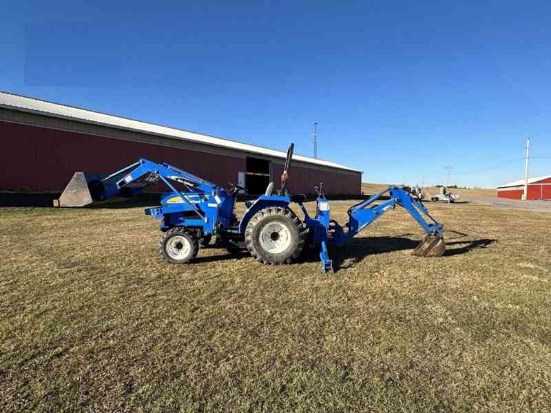 New Holland T1520 - foto 2