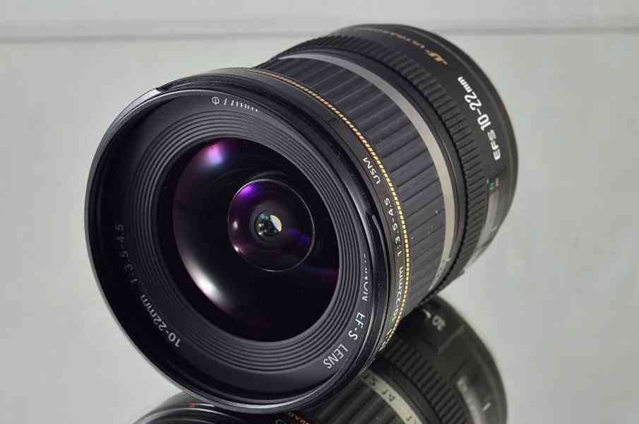 Canon EF-S  10-22mm f/3.5-4.5 USM - foto 3