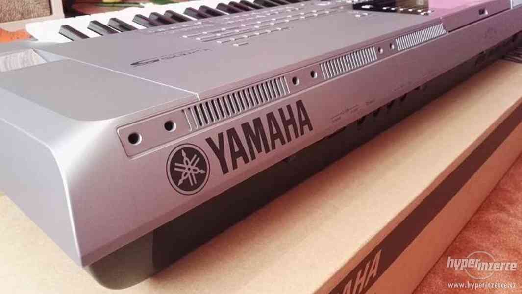 Yamaha Tyros 5 se 76 klíči - foto 5