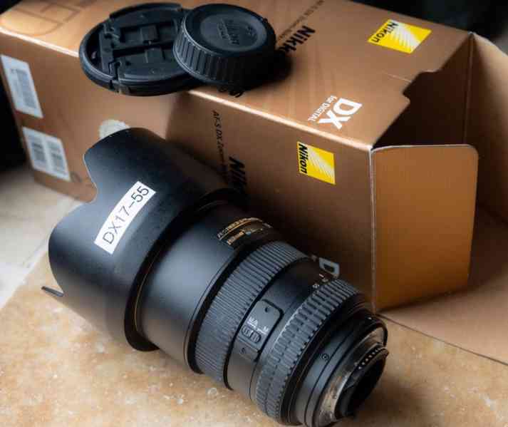 Nikon 17-55 mm f/2,8 AF-S DX ZOOM-NIKKOR IF-ED - foto 9