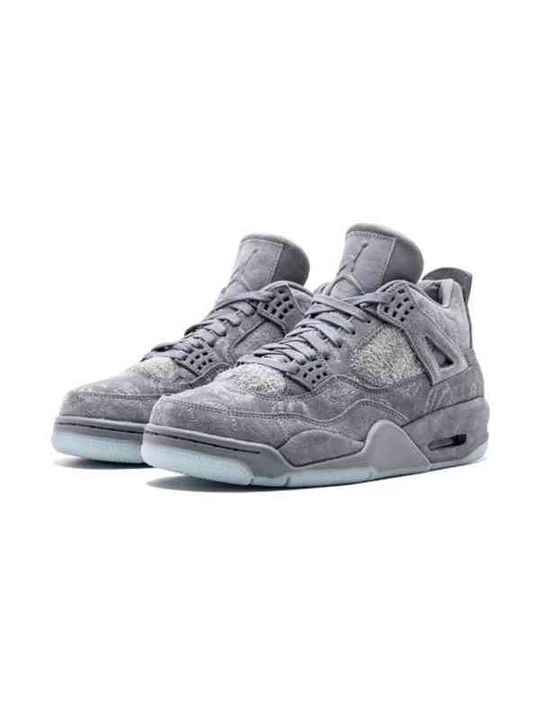 Jordán x Kaws Air Jordan 4 Retro - foto 3