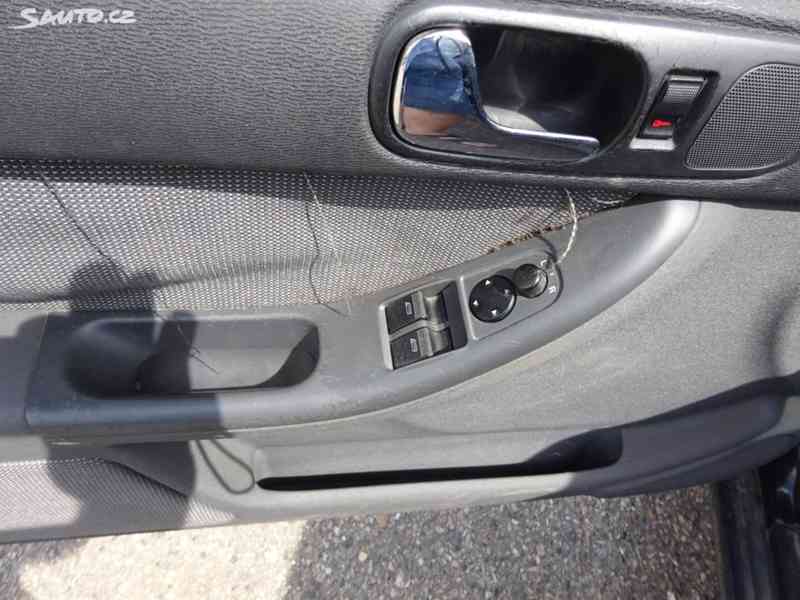 Audi A3 1.6i r.v.2000 (75 kw) stk:12/2026 - foto 6