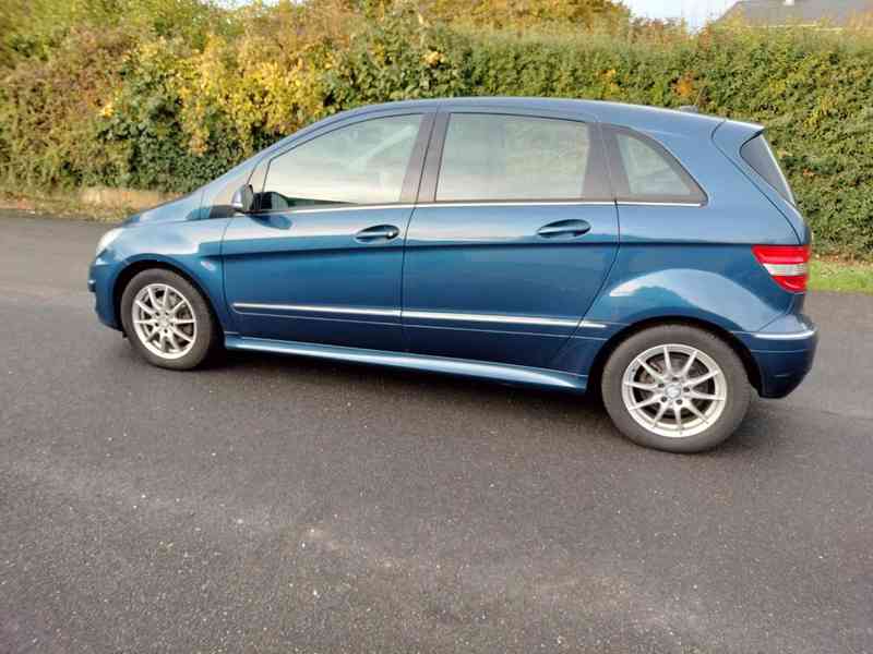 Mercedes-Benz B 200 Aut. benzín 100kw - foto 4