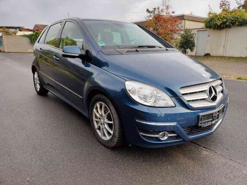 Mercedes-Benz B 200 Aut. benzín 100kw - foto 17
