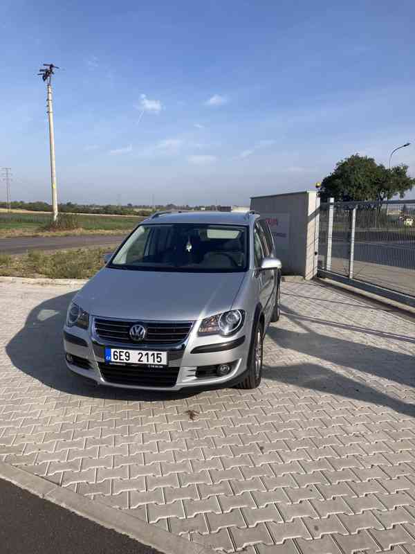 Volkswagen touran cross - foto 1