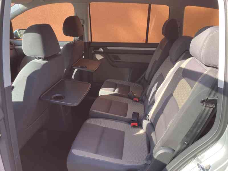 Volkswagen touran cross - foto 8