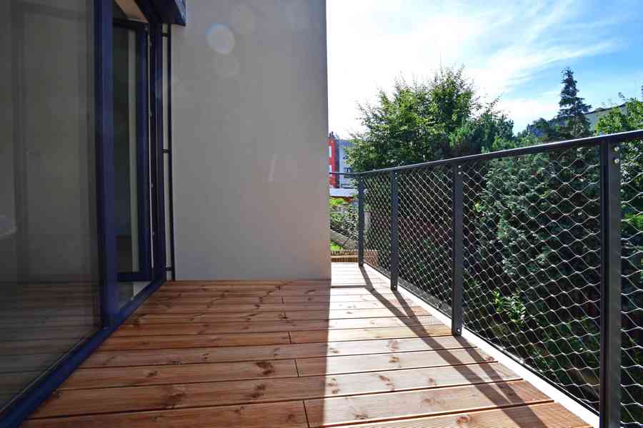 Novostavba ŘRD 7+kk + terasa + balkon + garáž, 220 m2, Praha - foto 9