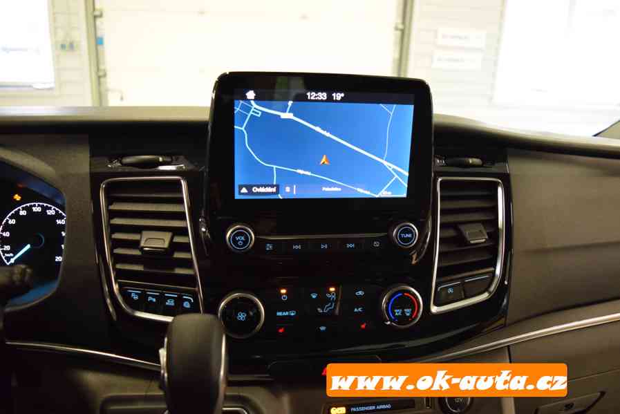 Ford Tourneo Custom 2.0 TDCI TITANIUM X 132 kW 8 MÍST 2020-D - foto 25
