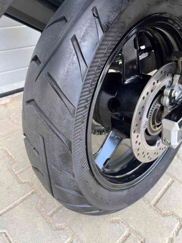 Suzuki DL 650 V-Strom - foto 8