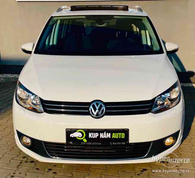 VW TOURAN 2.0 TDI 125KW DSG, 2012,7.MÍST, HIGHLINE, PANORAMA - foto 2