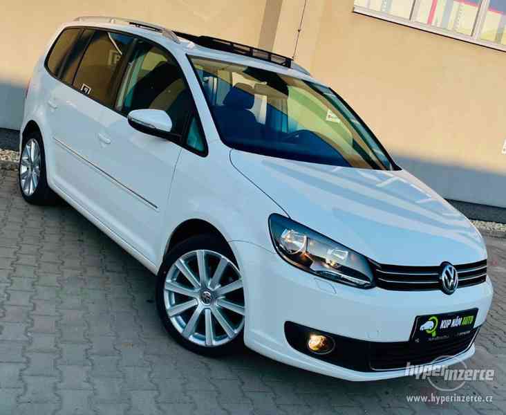 VW TOURAN 2.0 TDI 125KW DSG, 2012,7.MÍST, HIGHLINE, PANORAMA - foto 3