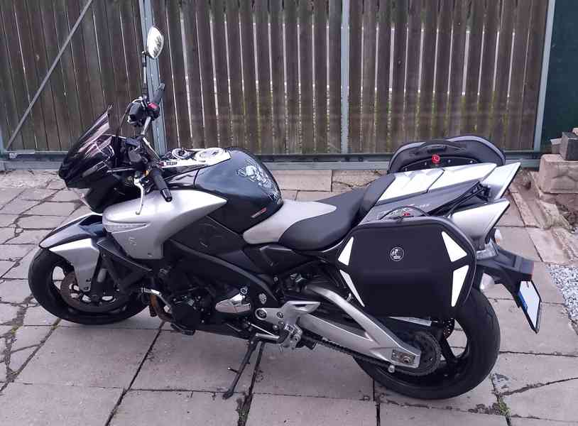 Prodám motocykl Suzuki GSX 1300 B-King - foto 5