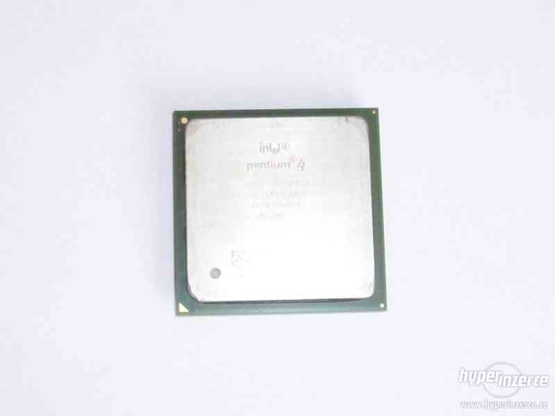 CPU Intel Pentium 4 / 1,8GHz FSB400 Williamette Socket 478 - foto 3