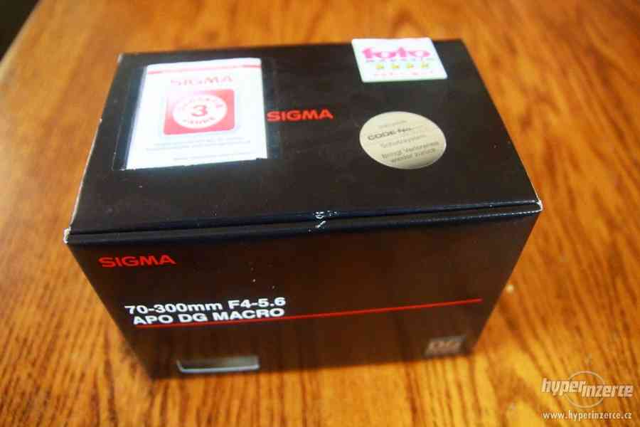 Sigma 70-300mm F4-5.6 - foto 1
