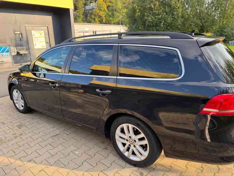 Volkswagen Passat 1,6   B7 - foto 5