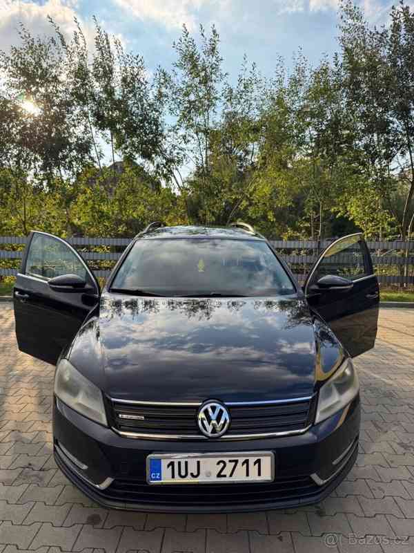 Volkswagen Passat 1,6   B7 - foto 2