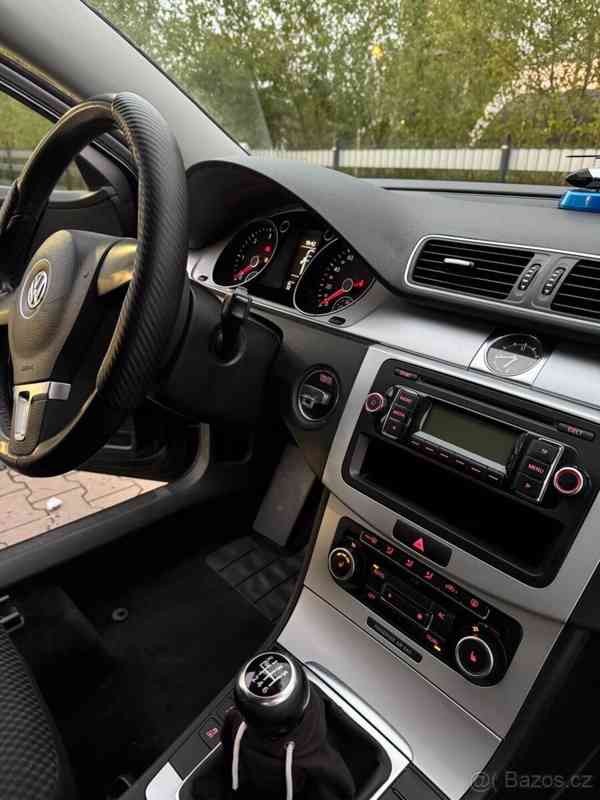 Volkswagen Passat 1,6   B7 - foto 10