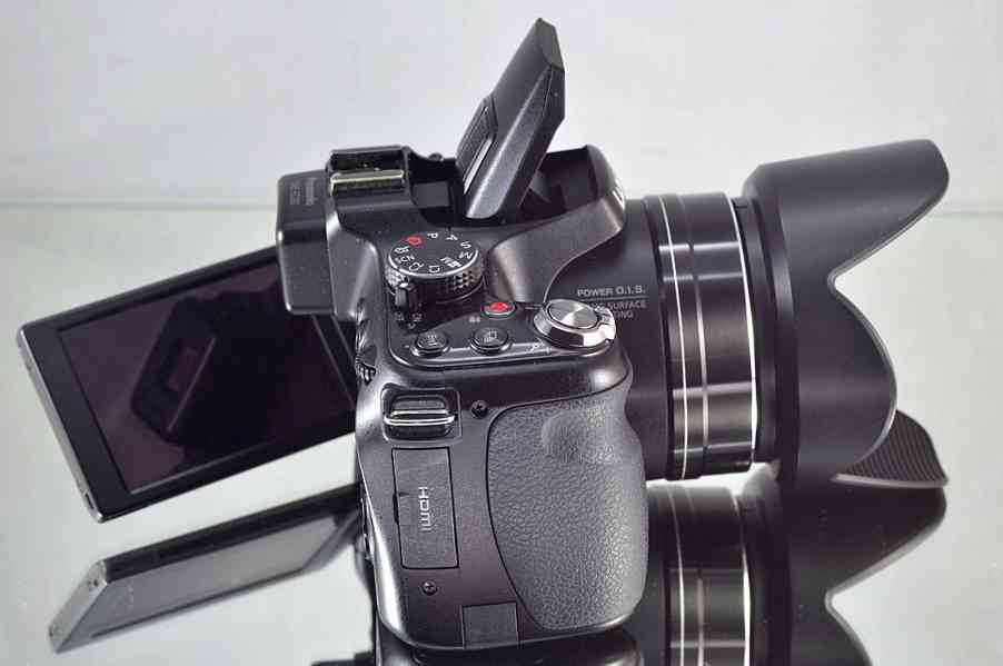 Panasonic Lumix DMC-FZ200 *24 x Op.Zoom*Full HDV - foto 4