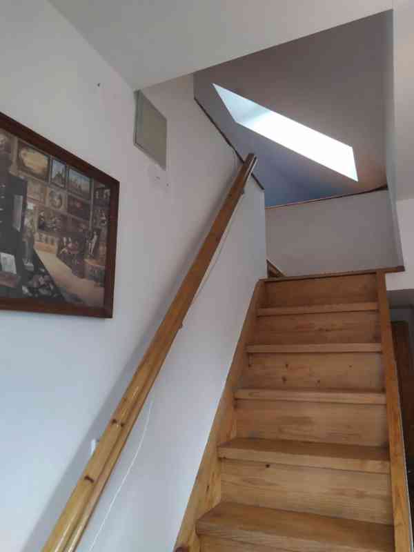 Pronájem bytu 1+1 atypický 45m2 - foto 4