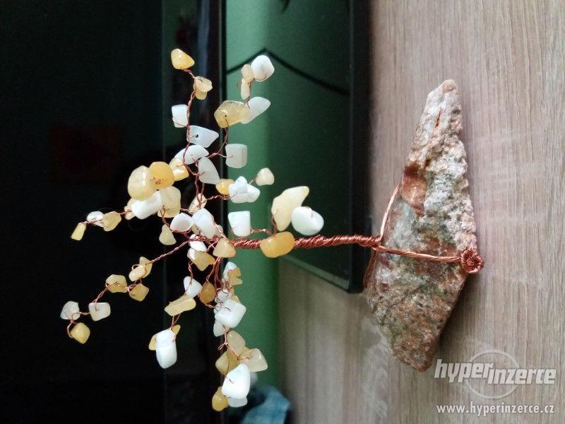 Stromeček štěstí - jadeit s perletí - foto 1