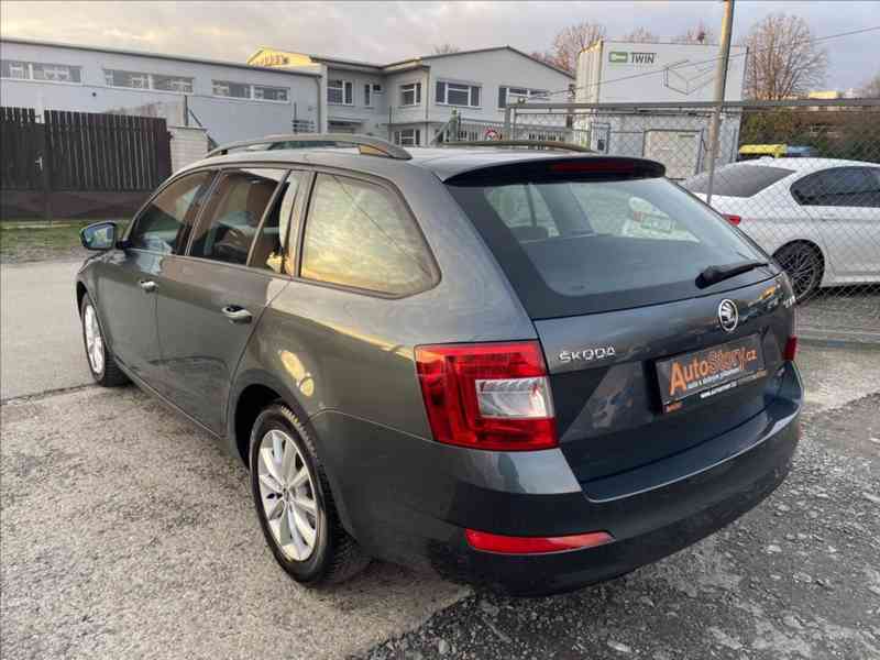 Škoda Octavia 1,6 TDi 4x4 DIG.AC,PDC,ALU,SERVISKA - foto 4