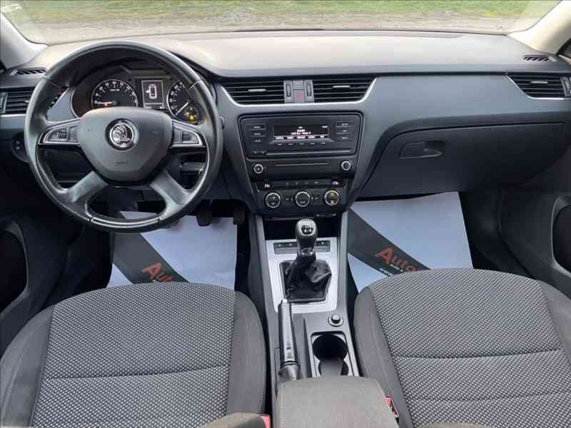 Škoda Octavia 1,6 TDi 4x4 DIG.AC,PDC,ALU,SERVISKA - foto 7