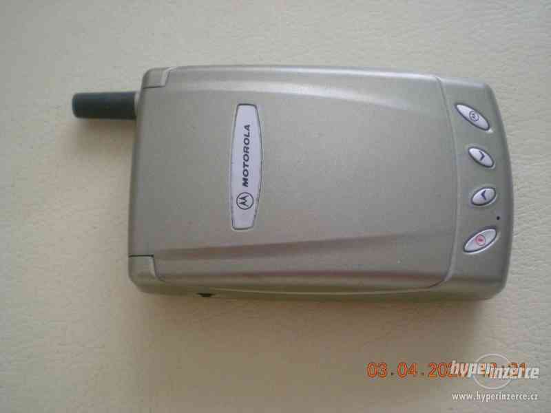 Motorola Acompli 008 - funkční dotykové telefony z r.2001 - foto 2