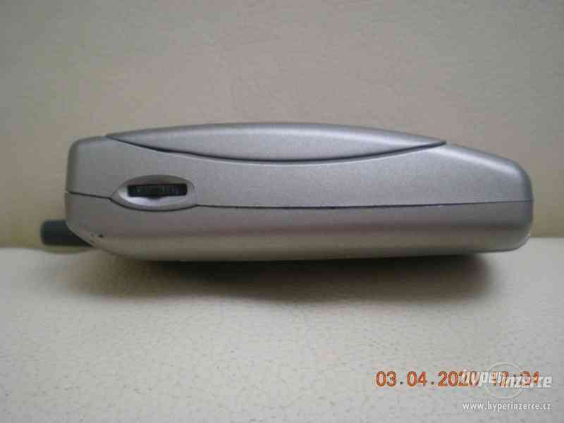 Motorola Acompli 008 - funkční dotykové telefony z r.2001 - foto 5