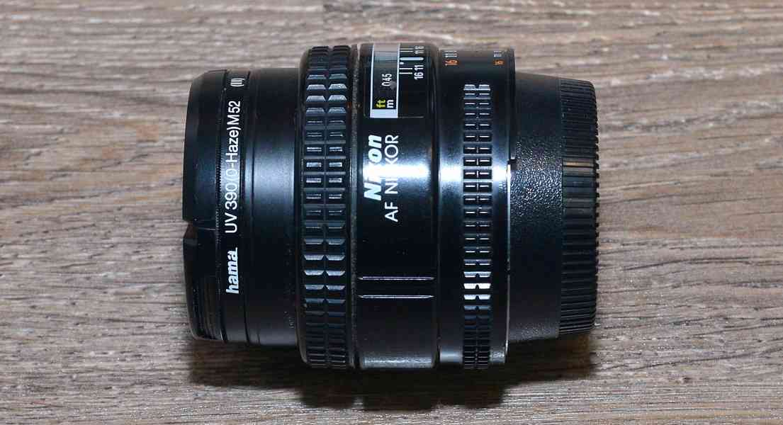 Nikon AF Nikkor 50mm f/1.4  FX, PEVNÝ*UV FILTR* - foto 5