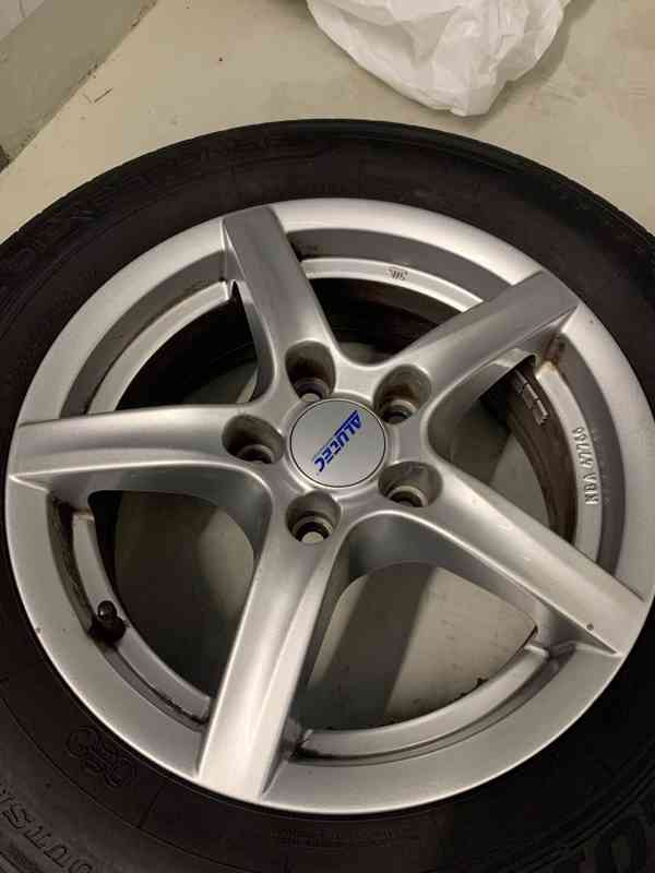 Alu disky s pneu Michelin/Dunlop 195/65/R15 - foto 3