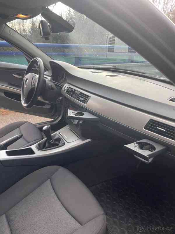 BMW Řada 3 2,0 320d Touring  E91 320d WEBASTO - foto 9