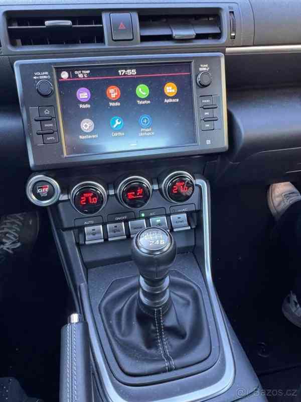 Toyota GR86 2,4   executive manual - foto 8