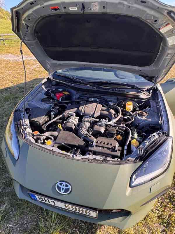 Toyota GR86 2,4   executive manual - foto 7