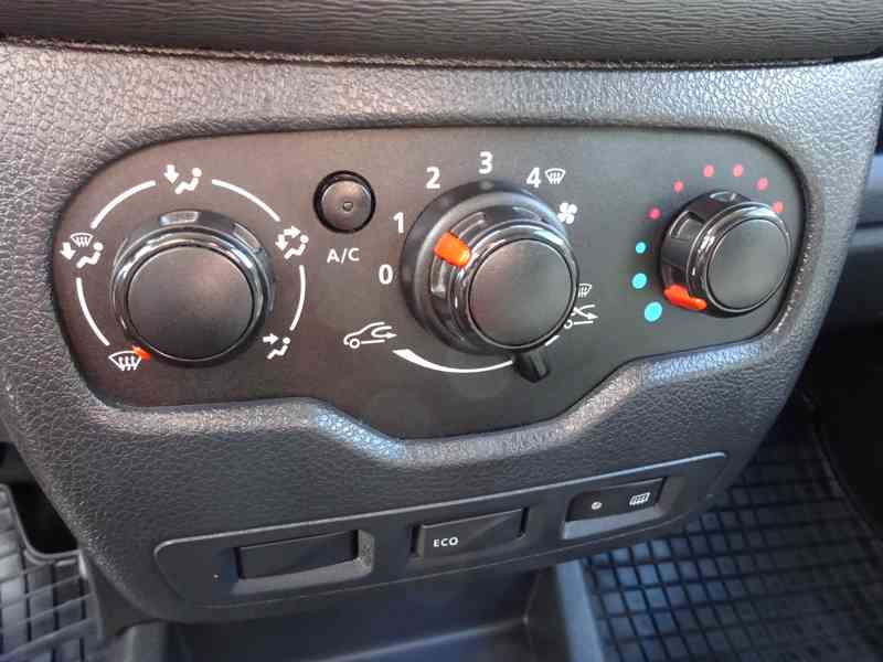 Dacia Dokker 1.5 DCI picup r.v.2018 1.Maj.serv.kníž.ČR (DPH) - foto 9