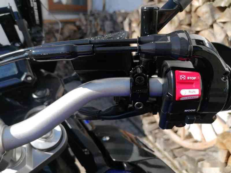 YAMAHA XT 1200 Z Super Ténéré r. 2018 - foto 13